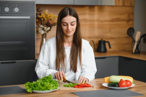 7 trucuri pentru a mânca mai multe legume în fiecare zi